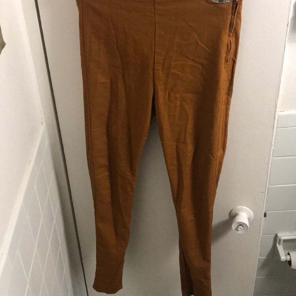 Mustard & Black skinny slacks